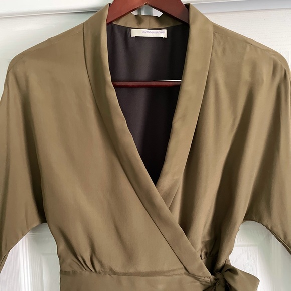 Super cute romper - Picture 3 of 8